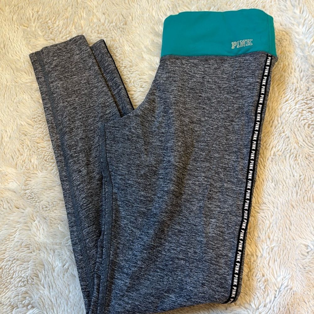 PINK Victoria's Secret Ultimate Yoga Zumba Pants Heather Gray Mid-Rise Stretch S